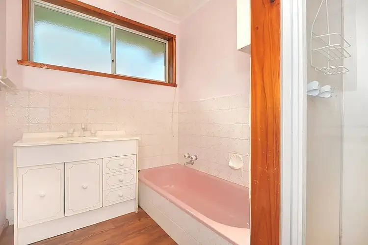 Sixth view of Homely house listing, 46 Webbcona Parade, Wendouree VIC 3355