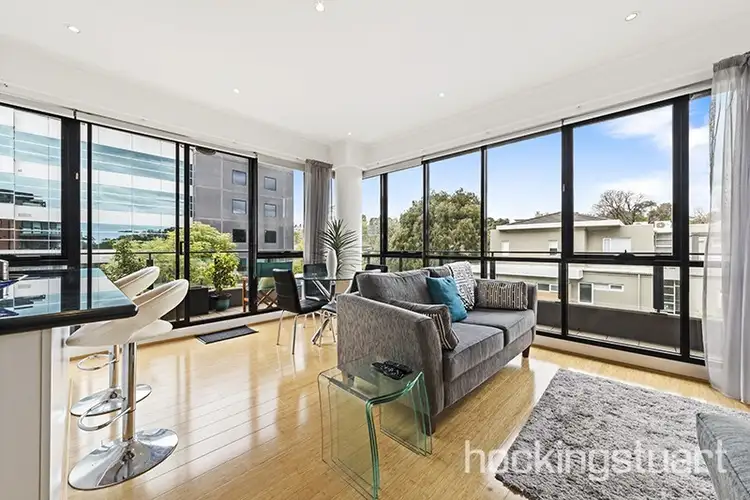 18/6 Christine Crescent, Richmond VIC 3121