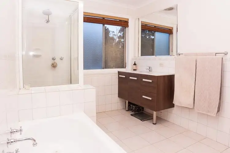 Sixth view of Homely house listing, 2 George Rae Avenue, Harkaway VIC 3806