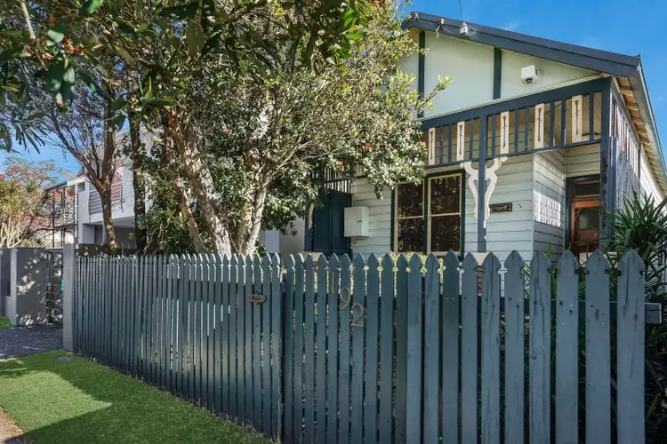 192 Lawson Street, Hamilton South NSW 2303