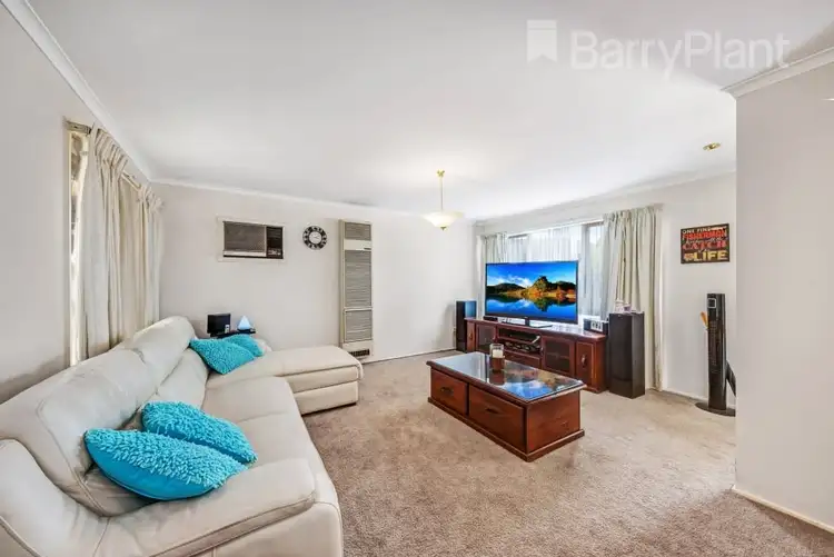 Second view of Homely house listing, 7 Avoca Court, Werribee VIC 3030