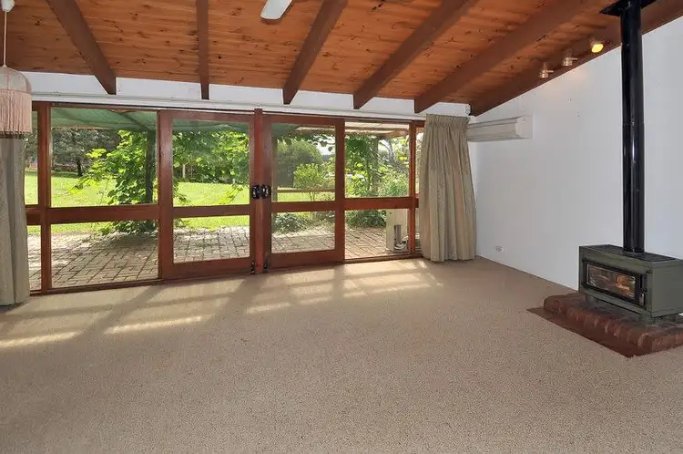 Sixth view of Homely house listing, 6 Willow Court, Whittlesea VIC 3757