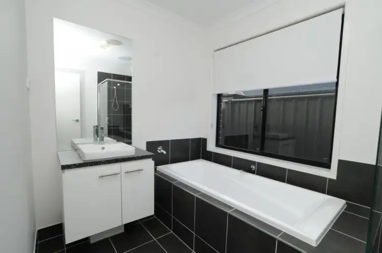 Seventh view of Homely house listing, 37 Joyce Way, Wangaratta VIC 3677