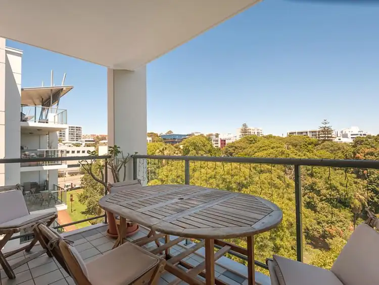 90/9 Delhi Street, West Perth WA 6005