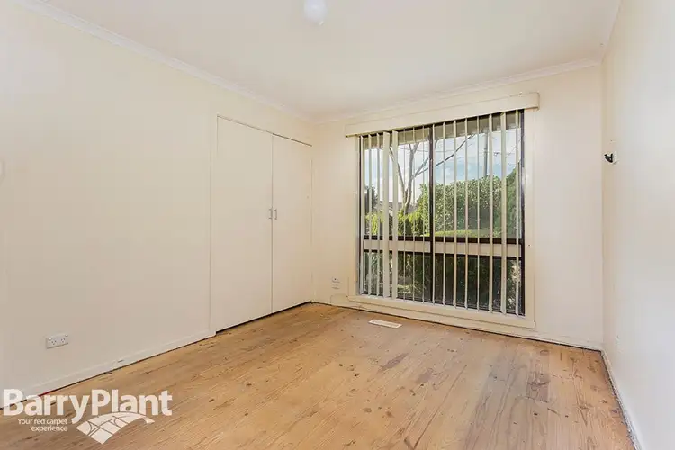 Fifth view of Homely house listing, 3 Leathers Court, Altona Meadows VIC 3028