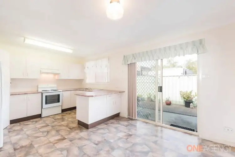 Fifth view of Homely house listing, 2/25-27 Wood Street, Swansea NSW 2281