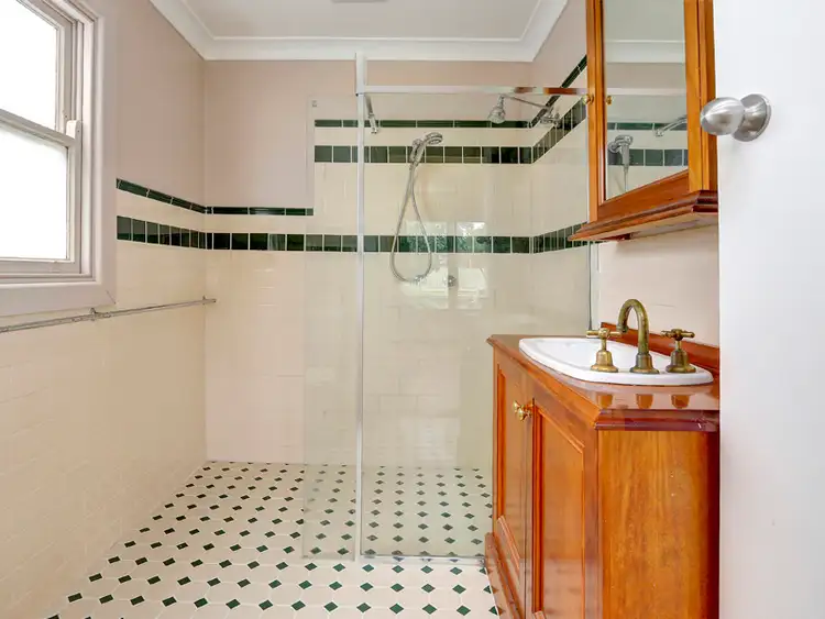 Sixth view of Homely house listing, 5 Spray Street, Frankston VIC 3199