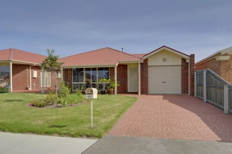 Second view of Homely house listing, 2/137 Cross's Road, Traralgon VIC 3844