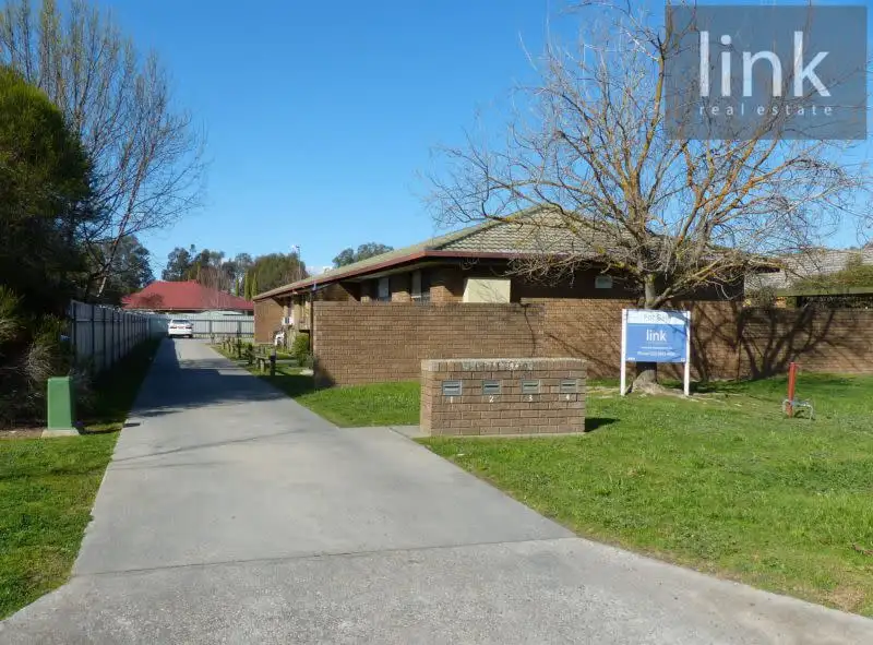 Main view of Homely unit listing, 1-4/944 Fairview Drive, North Albury NSW 2640
