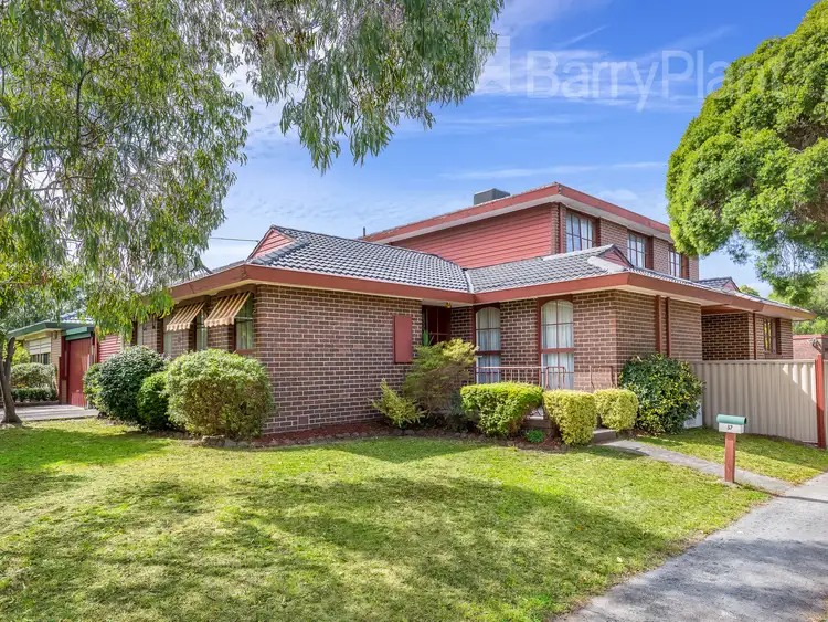 37 Gaynor Crescent, Glen Waverley VIC 3150