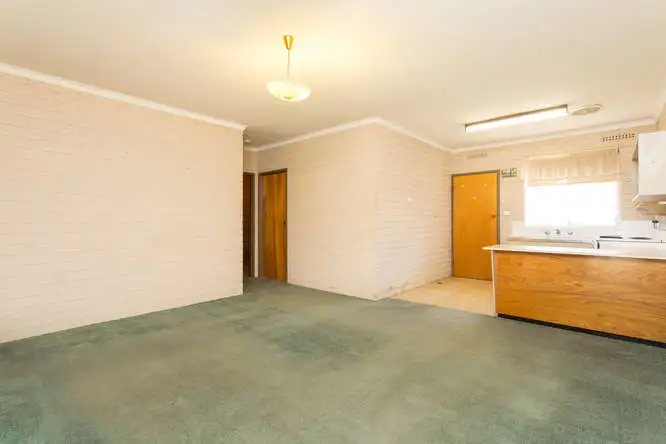 Second view of Homely unit listing, 3/250 Tenth Street, Mildura VIC 3500
