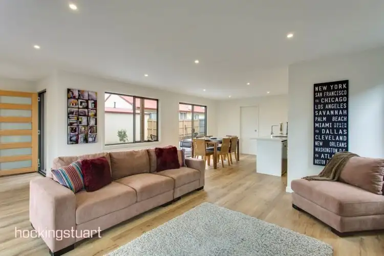 2/3 Pengana Street, Rosebud VIC 3939
