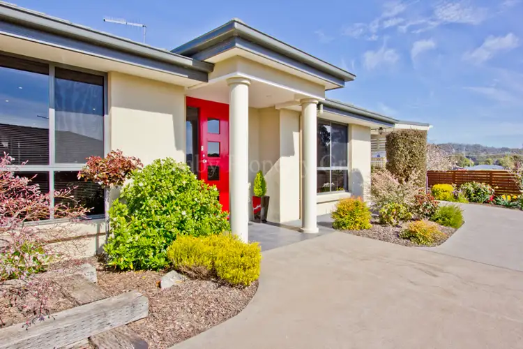 2/7 McRae Place, Prospect Vale TAS 7250