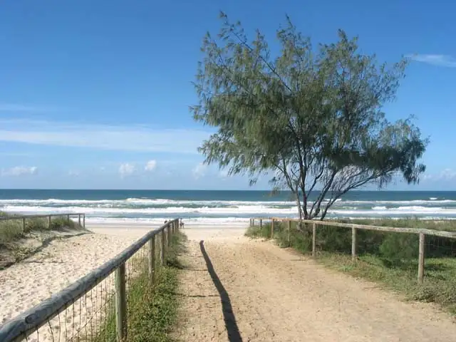 Sixth view of Homely unit listing, @/7 Surf Parade, Broadbeach QLD 4218