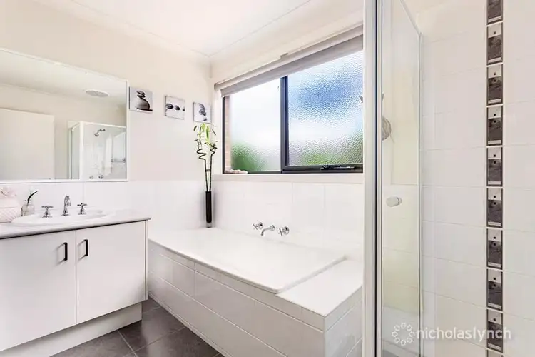 Sixth view of Homely unit listing, 1/10 Kingfisher Court, Hastings VIC 3915