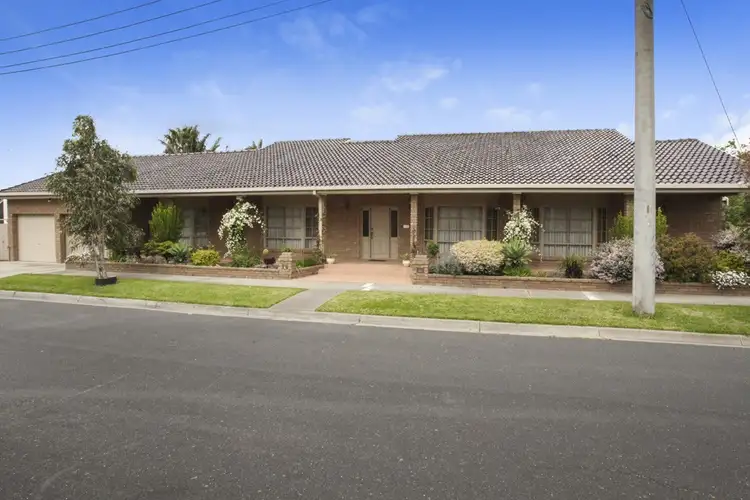 Second view of Homely house listing, 7 Fleetwood Drive, Greenvale VIC 3059