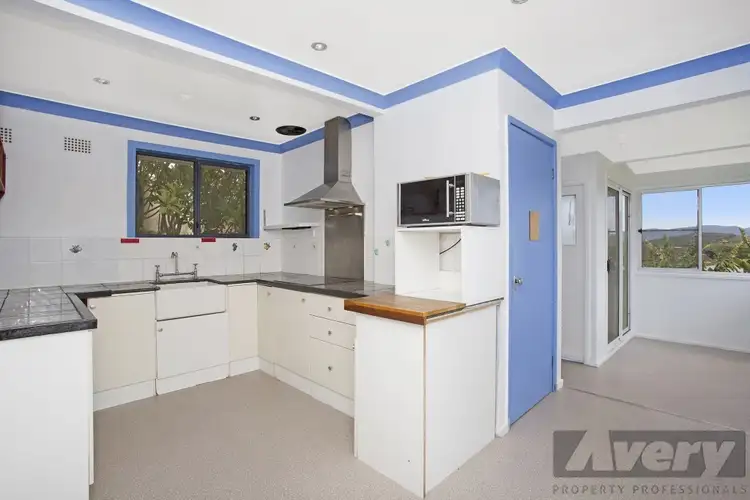 Fourth view of Homely house listing, 12 Yanco Crescent, Toronto NSW 2283