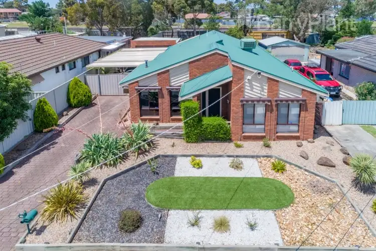 17 Bernhardt Avenue, Hoppers Crossing VIC 3029