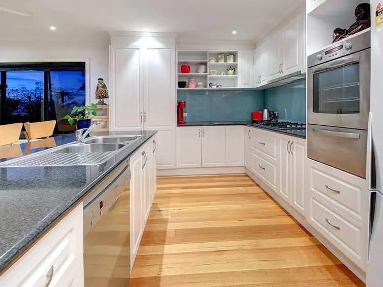 Third view of Homely house listing, 2 Winton Avenue, Frankston VIC 3199