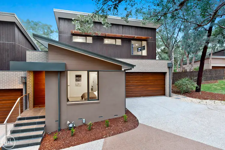 2/15 Greenwood Street, Briar Hill VIC 3088
