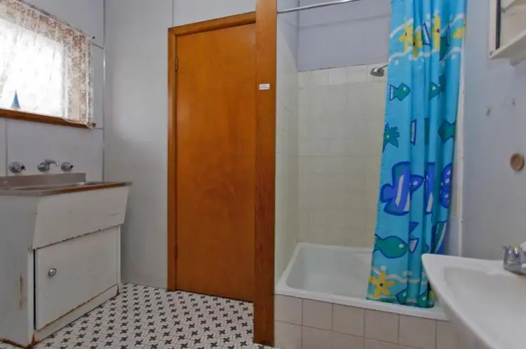 Fourth view of Homely unit listing, 1-4 530 Wilcox Street, Albury NSW 2640