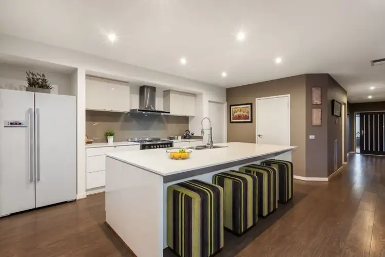 Third view of Homely house listing, 10 Ludeman Drive, Wollert VIC 3750