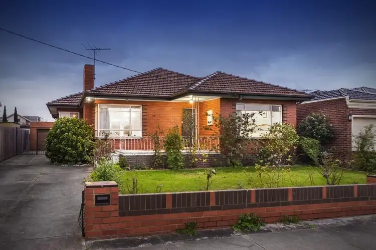 44 Queens Parade, Fawkner VIC 3060