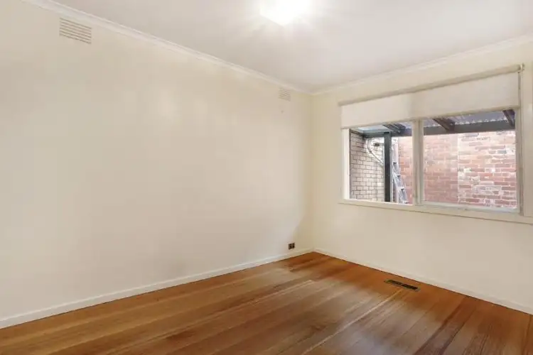 Fourth view of Homely unit listing, 3/15 Jordan Grove, Glen Waverley VIC 3150