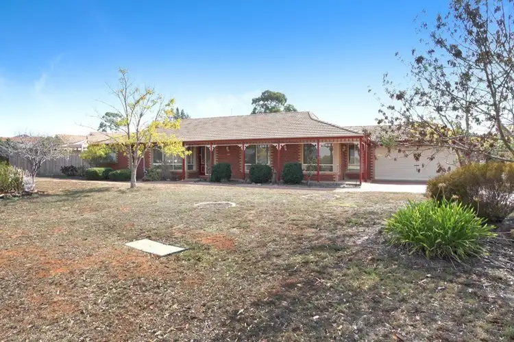 1 Gleneagles Drive, Melton West VIC 3337