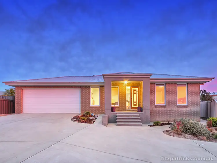 4/2-3 Larra Place, Bourkelands NSW 2650