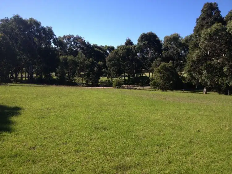 7 Kings Cove Boulevard, Metung VIC 3904