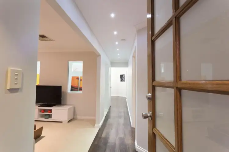 Fourth view of Homely house listing, 5/25 Ellesmere Circuit, Success WA 6164