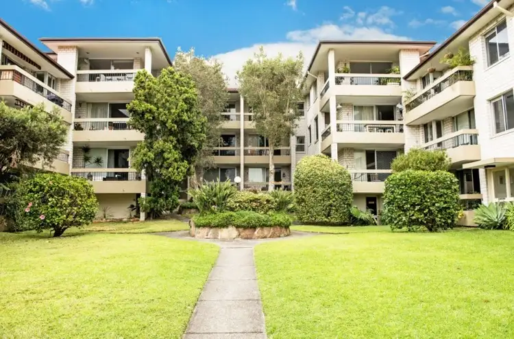Second view of Homely unit listing, 22/35 Richmond Ave, Dee Why NSW 2099