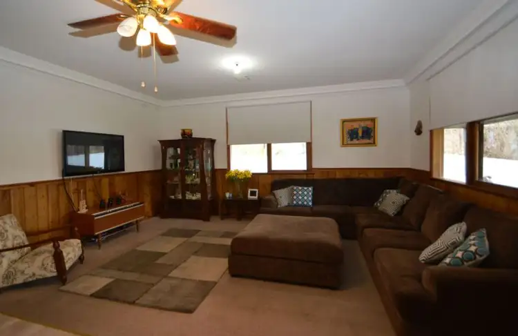 Fifth view of Homely house listing, 10 Steane Street, Wangaratta VIC 3677
