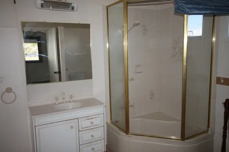 Seventh view of Homely house listing, 18 HACKETT TERRACE, Richmond Hill QLD 4820