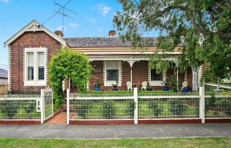 33 Maud Street