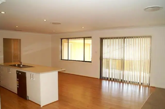 Fourth view of Homely house listing, 10 Walnut Way, Fletcher NSW 2287
