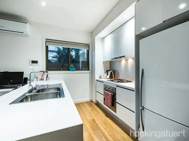 Fourth view of Homely house listing, 2/22 Blenheim Road, Newport VIC 3015