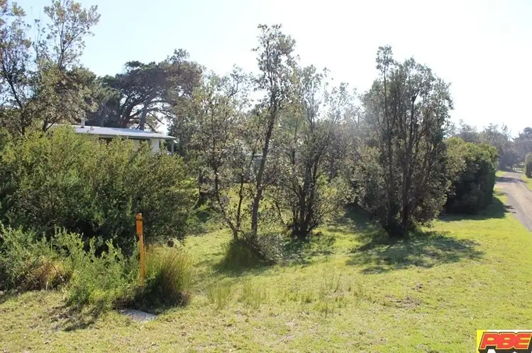 10 MCINDOE AVE, Venus Bay VIC 3956