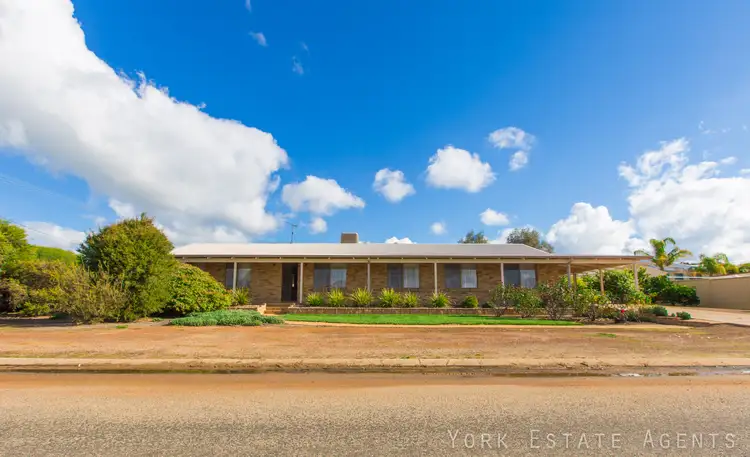 46 Brunswick Road, York WA 6302