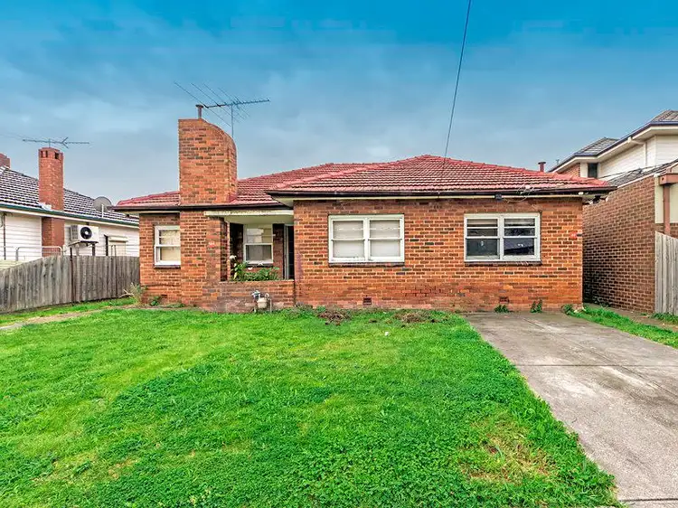 30 & 30A Lyons Street, Maidstone VIC 3012