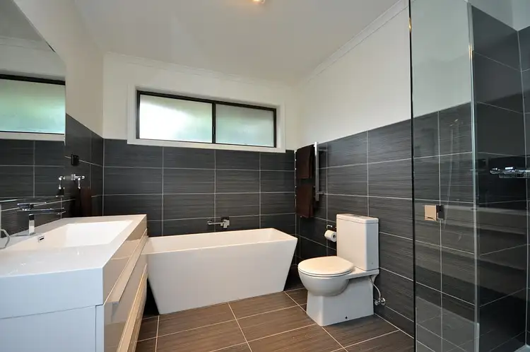 Fifth view of Homely house listing, 3 Tecoma Court, Gladstone Park VIC 3043