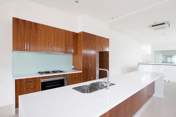 Sixth view of Homely townhouse listing, 2/2 Harding Lane, Bonbeach VIC 3196