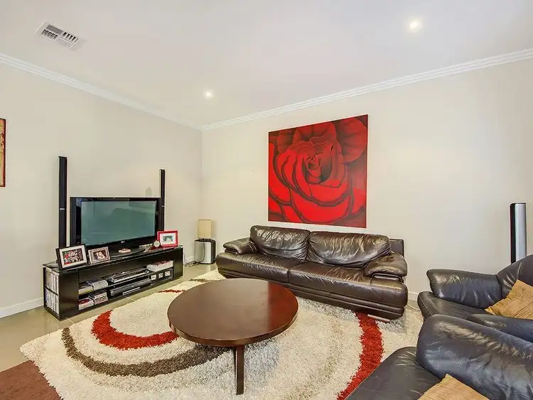 Fifth view of Homely house listing, 16/7 Toolondo Close, Caroline Springs VIC 3023