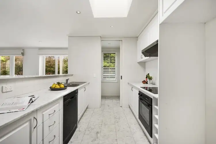 Sixth view of Homely apartment listing, 6/1 Walsh Street, South Yarra VIC 3141