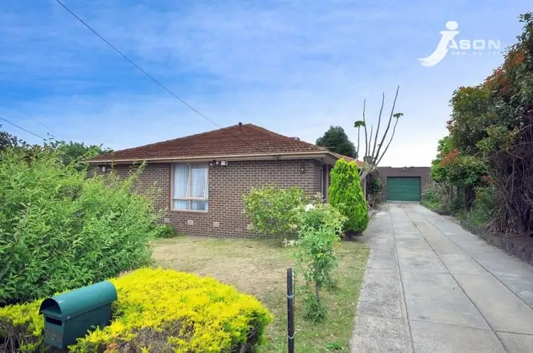 330 Carrick Drive, Gladstone Park VIC 3043