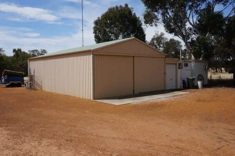 40 Hoops Road, Cold Harbour WA 6302