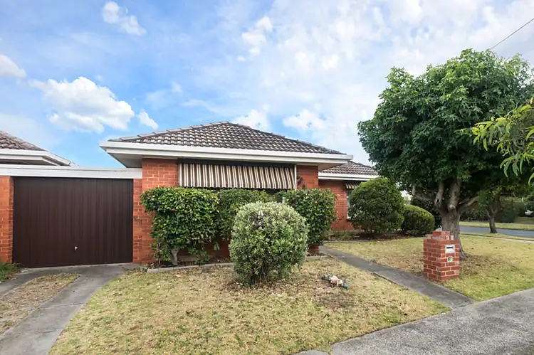 2 Gothic Road, Aspendale VIC 3195