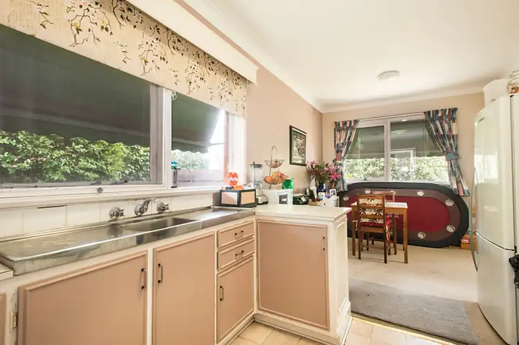 Fourth view of Homely unit listing, 2 Gothic Road, Aspendale VIC 3195