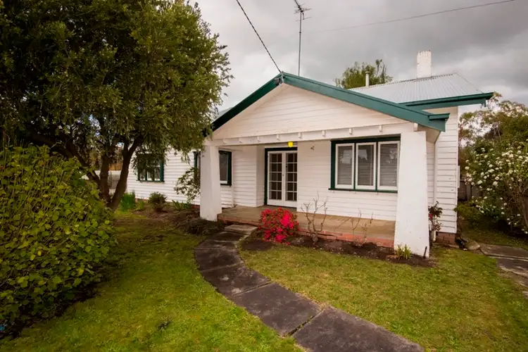 10 Chapel Street, Colac VIC 3250